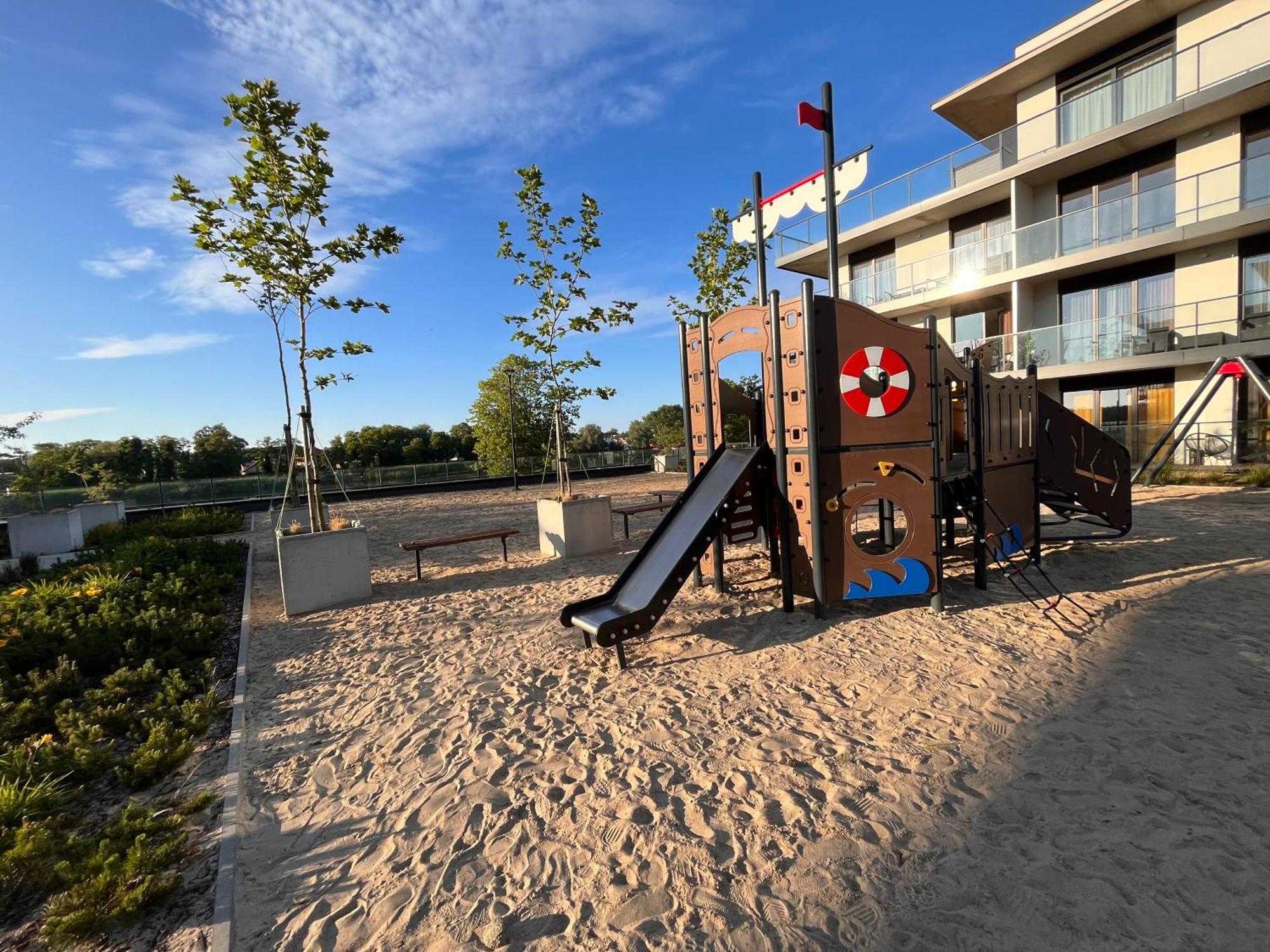 Apartament Z Wioslami Dziwnow Dziwnów Exterior foto